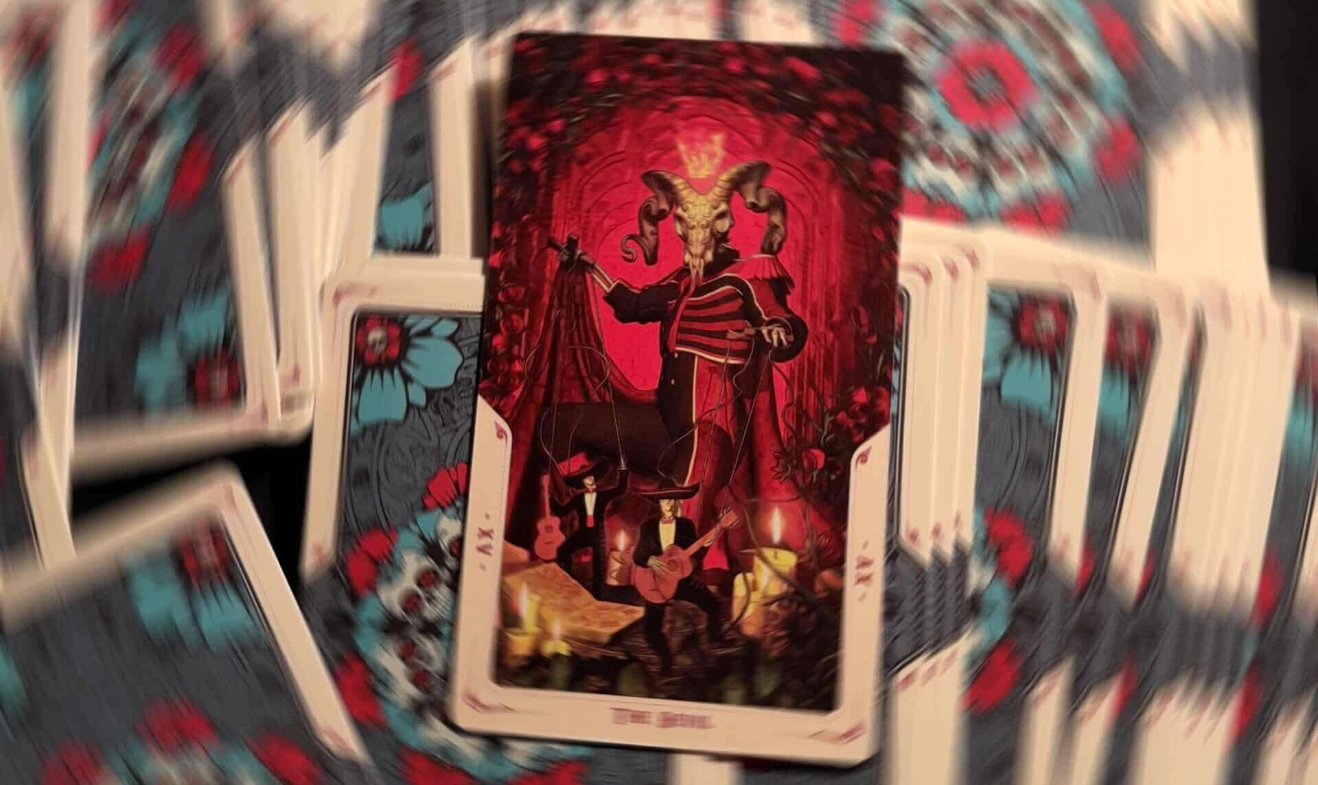 Devil Card Tarot - Photo by Andrea La bruja del Caldero